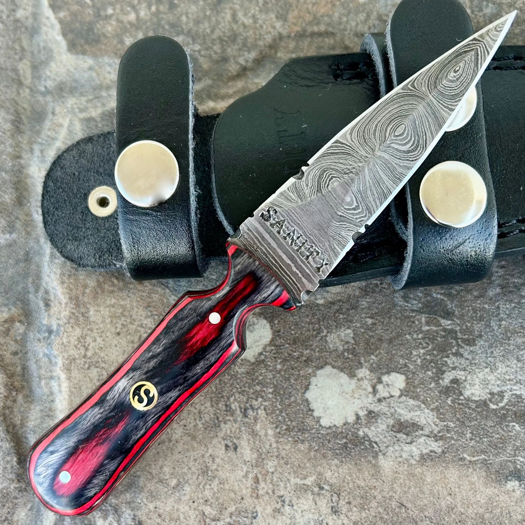 6” Bonnie & Clyde - Red & Black Wood - Damascus - Horizontal & Vertical Carry - BC02