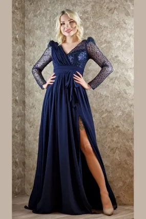 Abito lungo svasato blu notte a maniche lunghe in tulle con perline e paillettes