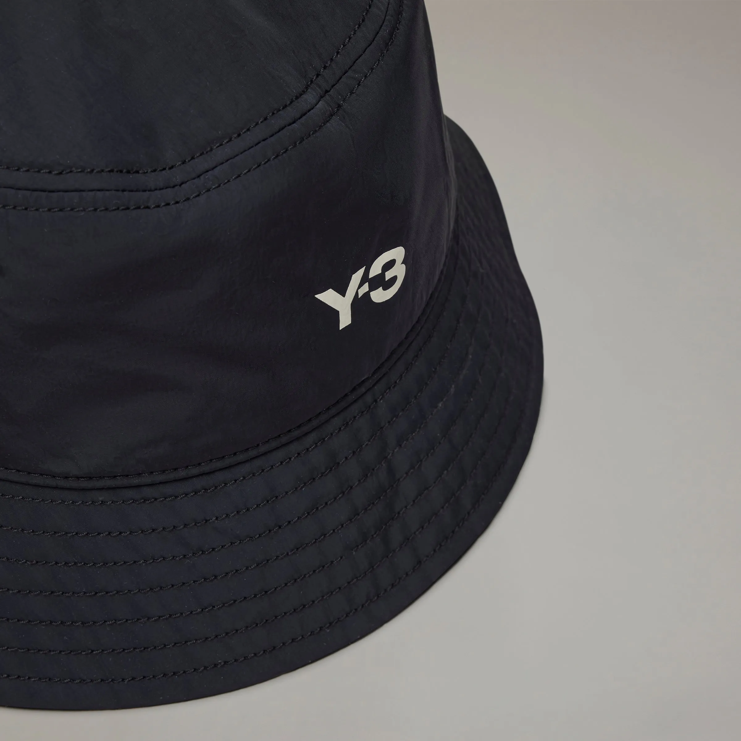 ADIDAS Y-3 3 Stripe Bucket Hat Black