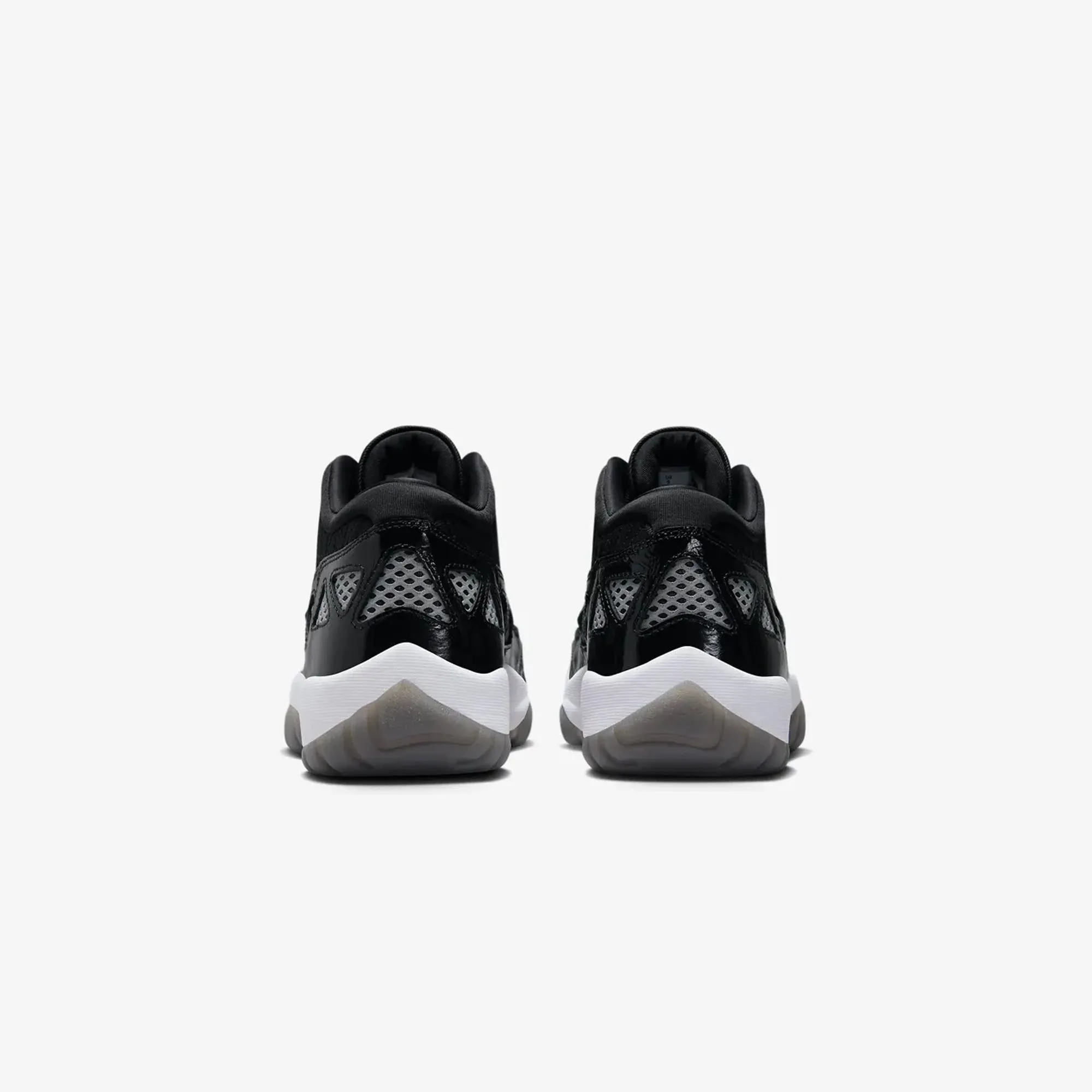 AIR JORDAN 11 RETRO LOW IE 'BLACK/BLACK-WHITE'