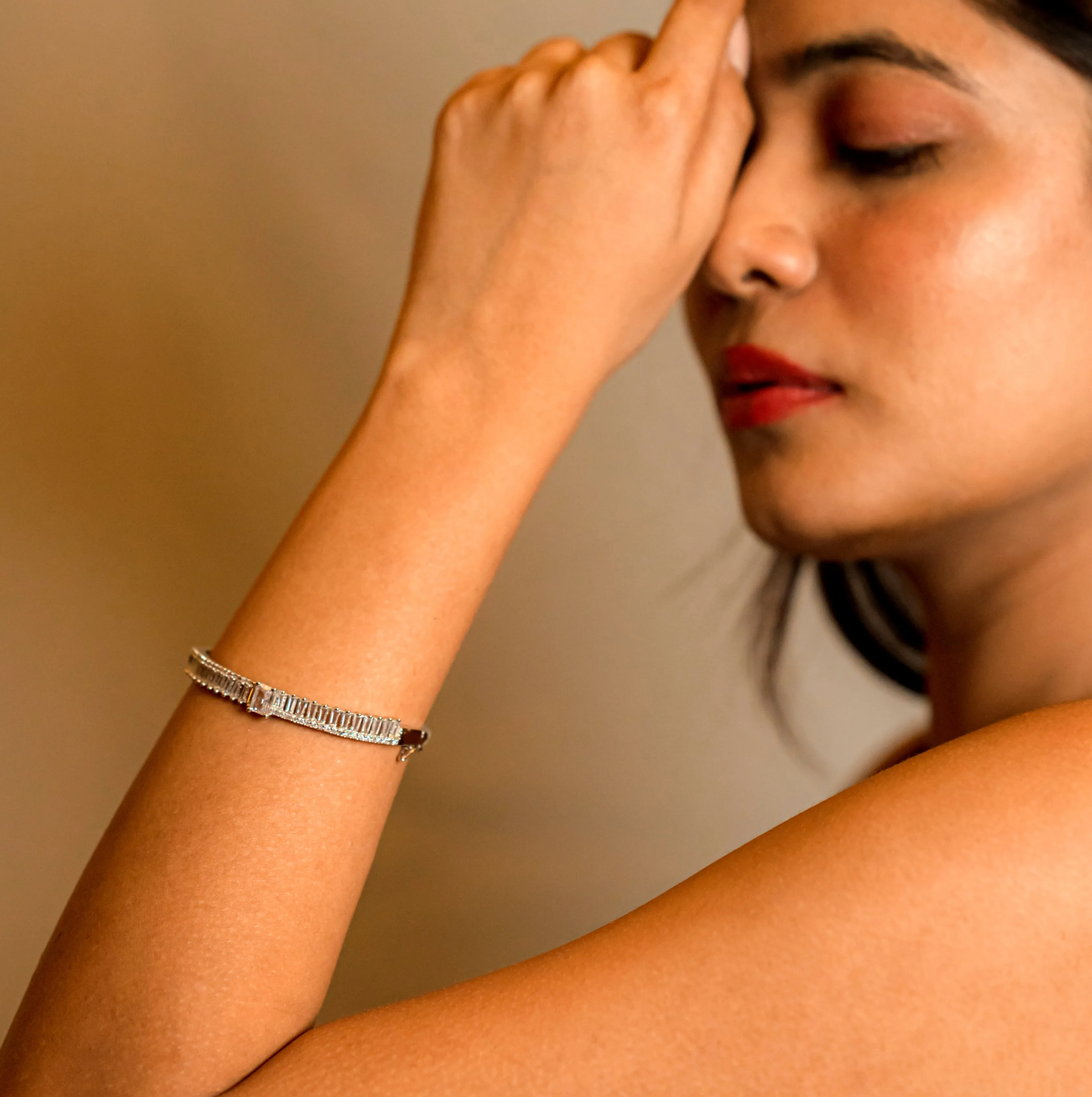 Captivating White Rhodium Bracelet