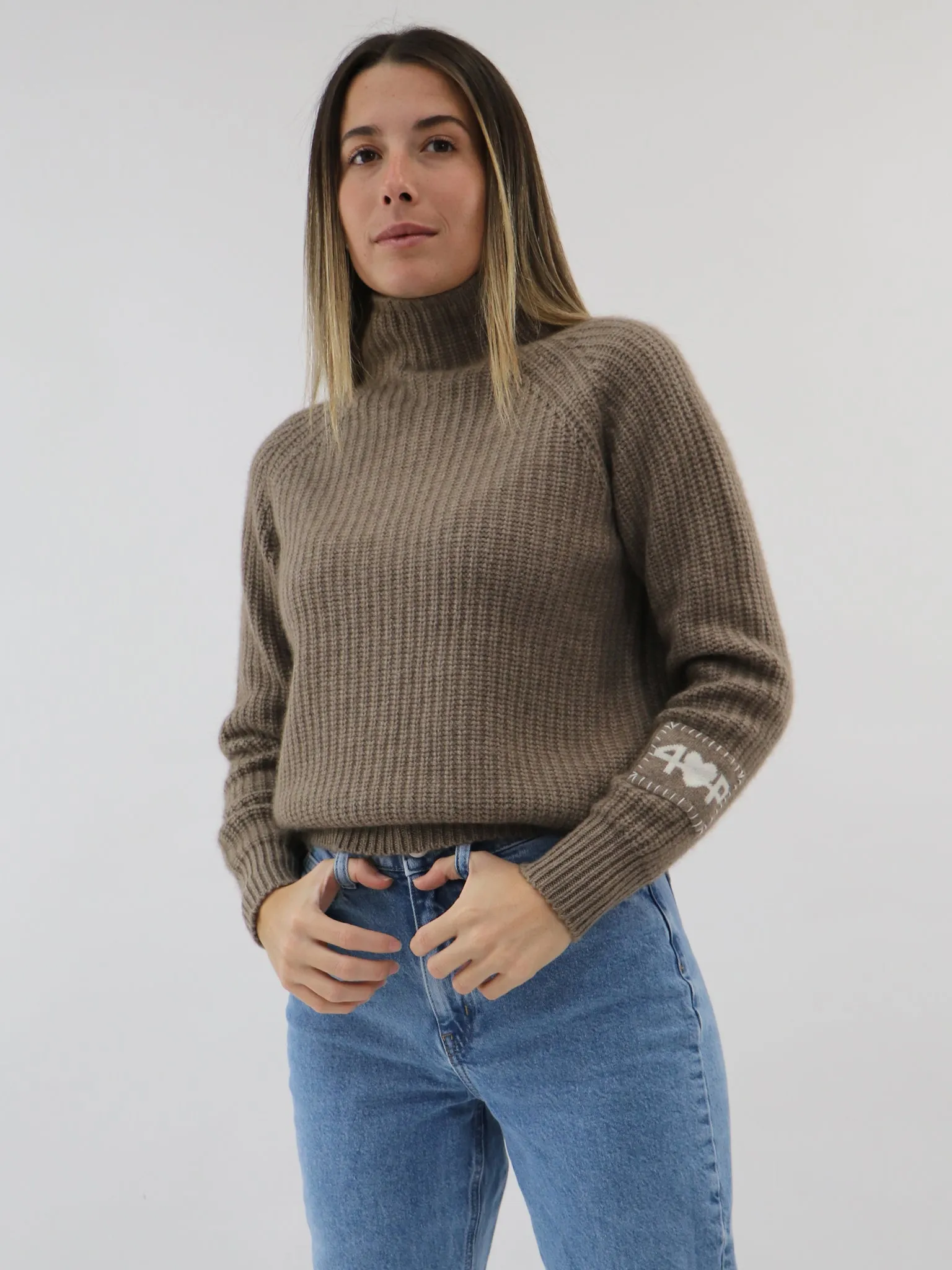 CHAMONIX SWEATER