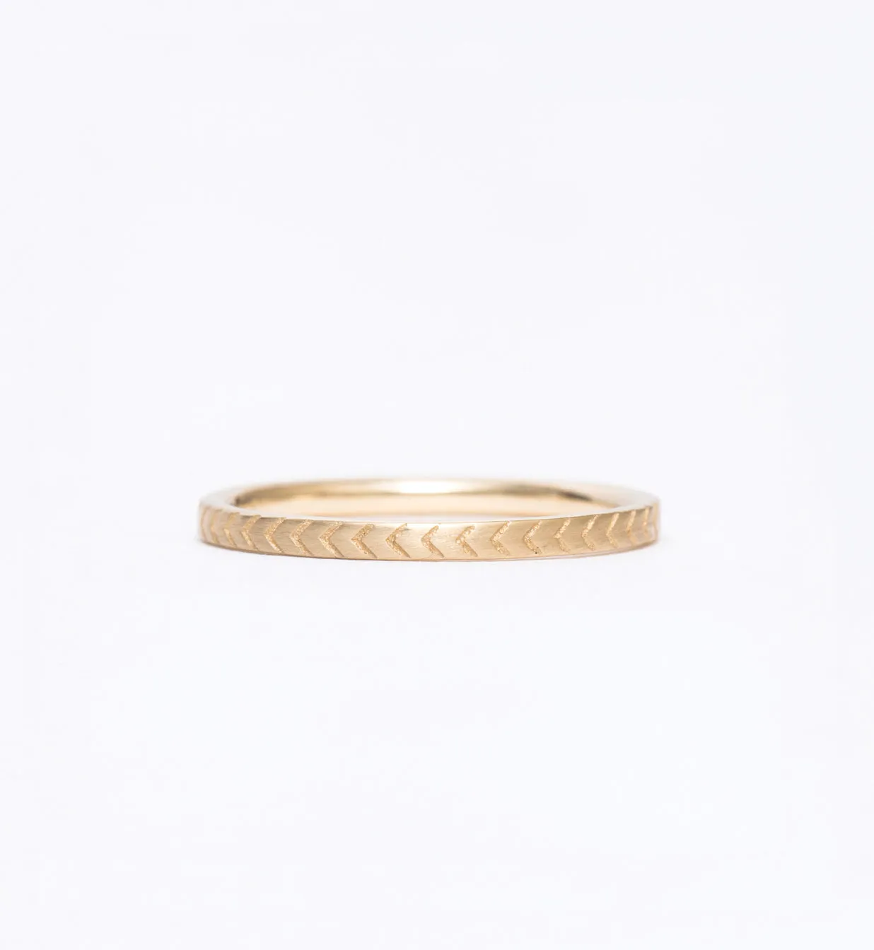 Engraved Geometric Pattern Wedding Band