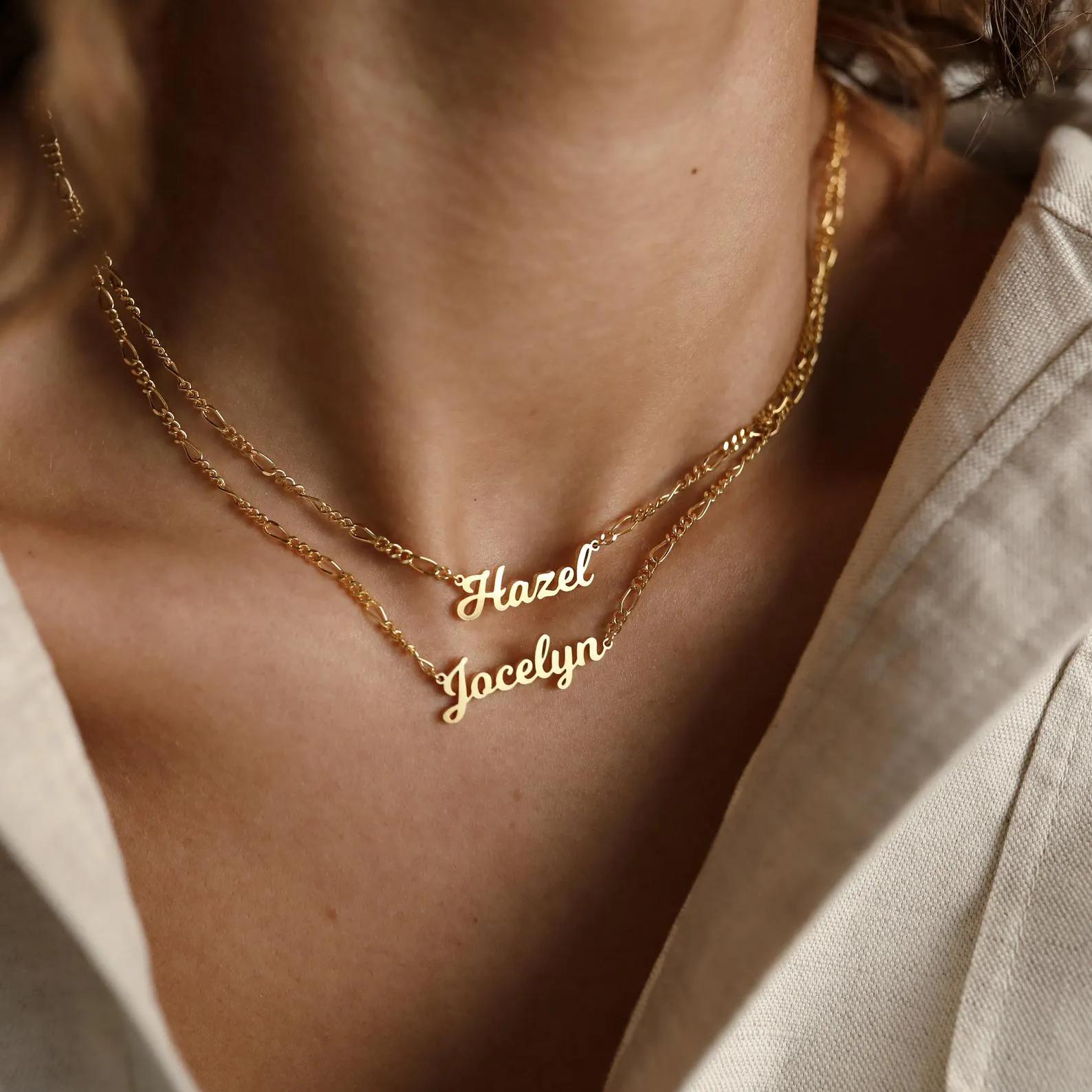 Mellow Name Necklace in Figaro Chain