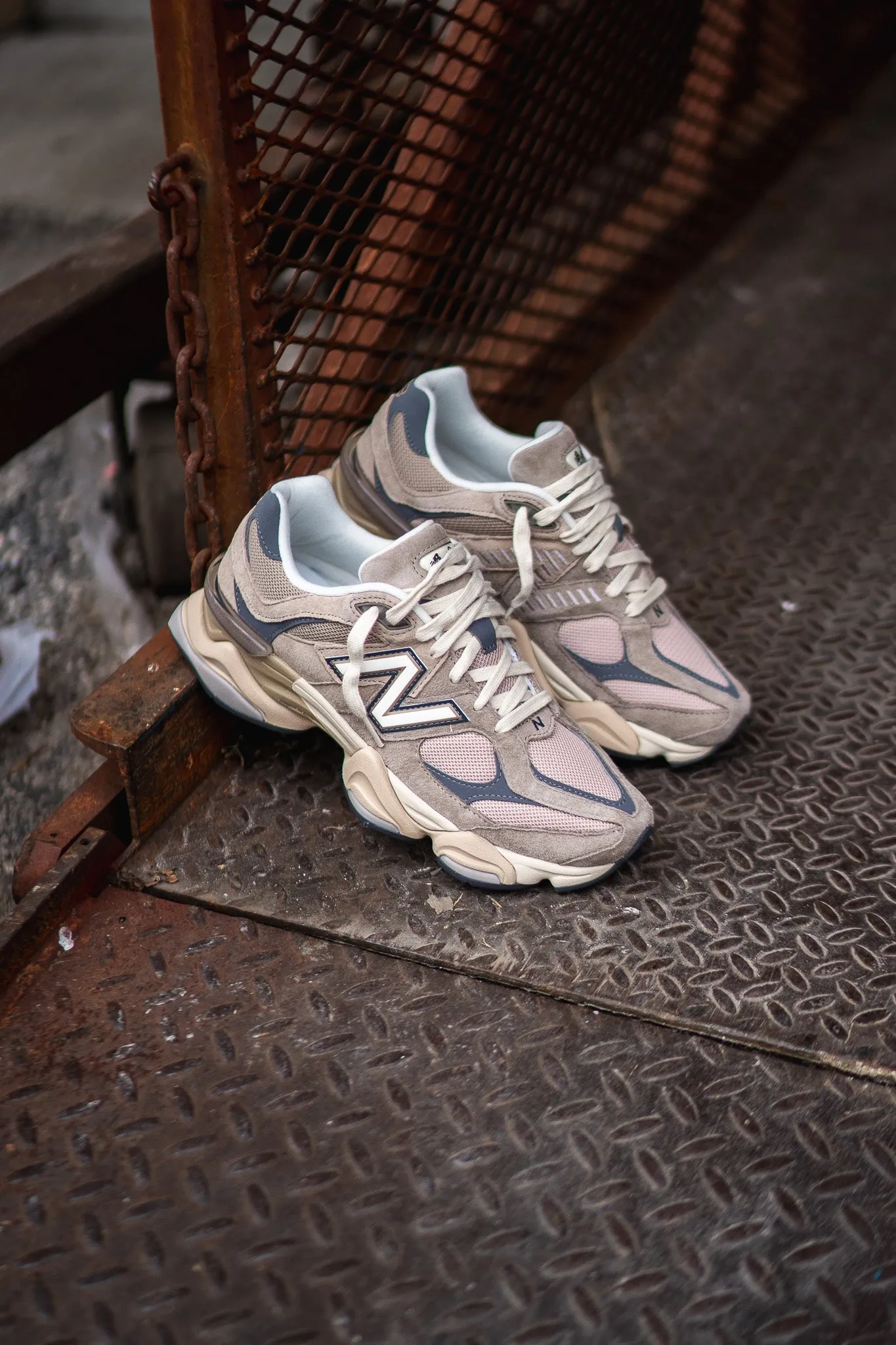 Mens New Balance 9060 (Driftwood) - U9060EEG