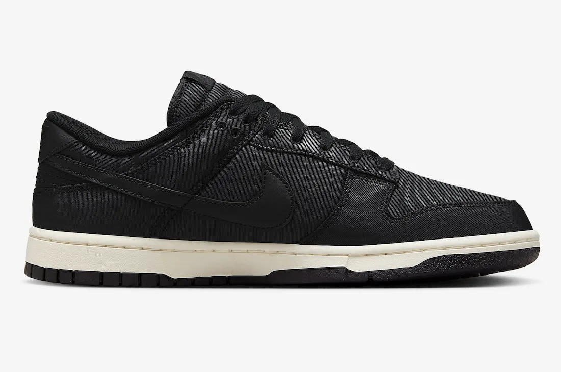 Nike Men's Dunk Premium Low Retro Shoes - Black / Sail White