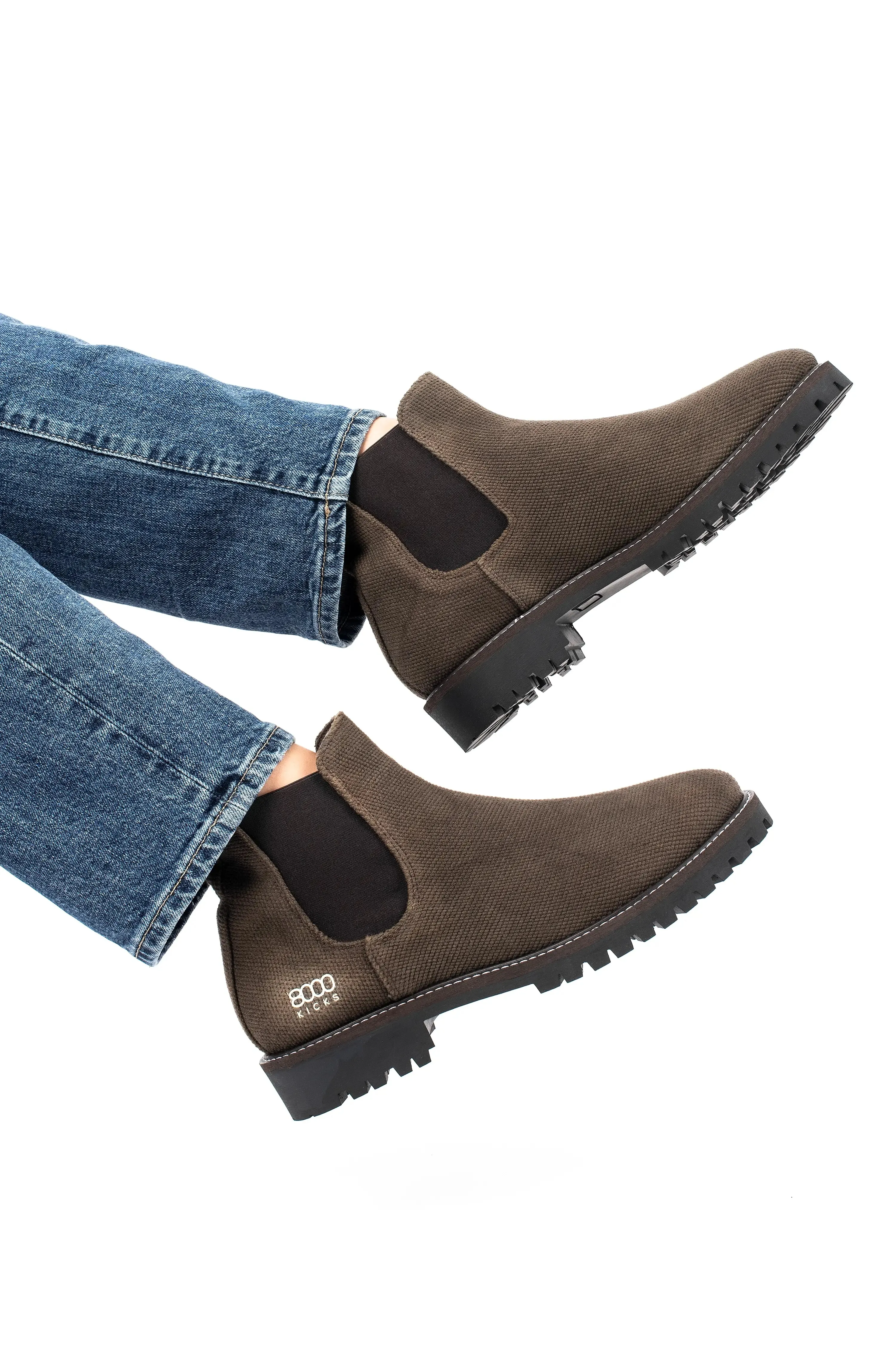 The Crossover Hemp Chelsea for Women in Dark Brown