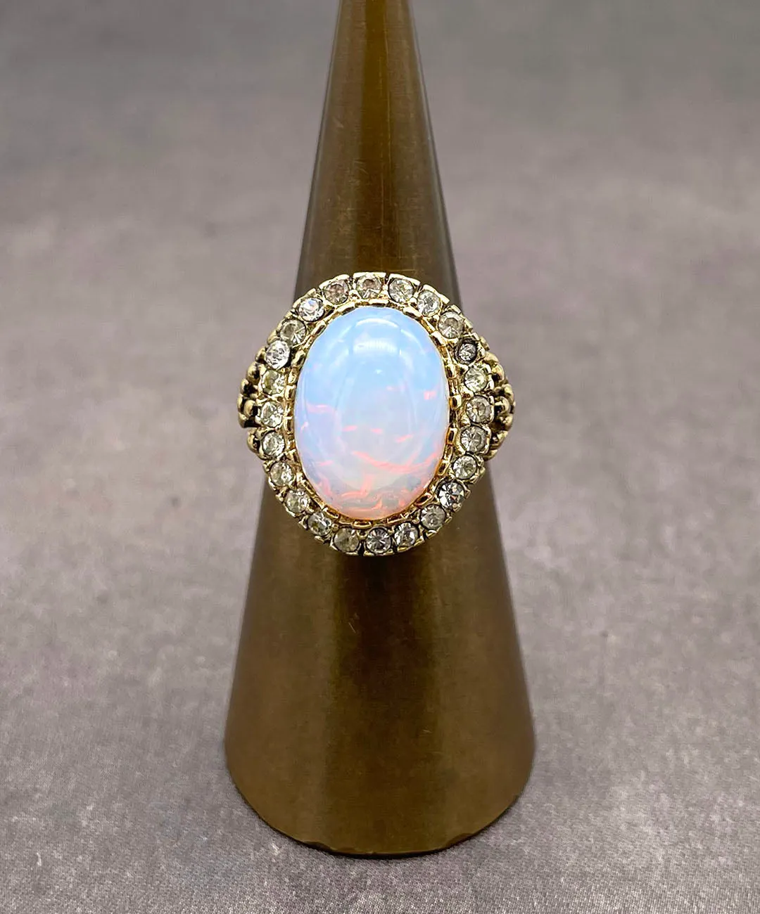 【USA輸入】ヴィンテージ オパールホワイト ビジュー リング/Vintage Opal White Bijou Ring