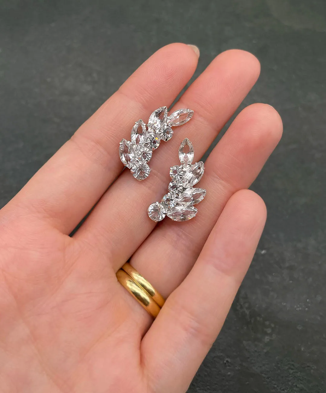 【USA輸入】ヴィンテージ クリア ビジュー イヤリング/Vintage Clear Bijou Screw Back Earrings